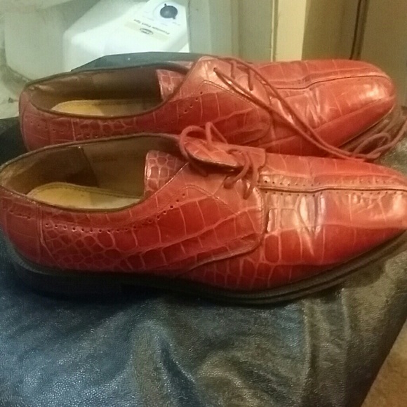 Mens size 10 1/2 dress shoes